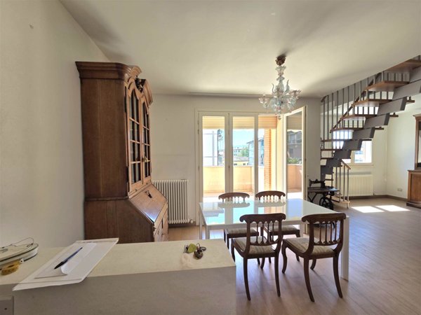 appartamento in vendita a Firenze in zona Coverciano