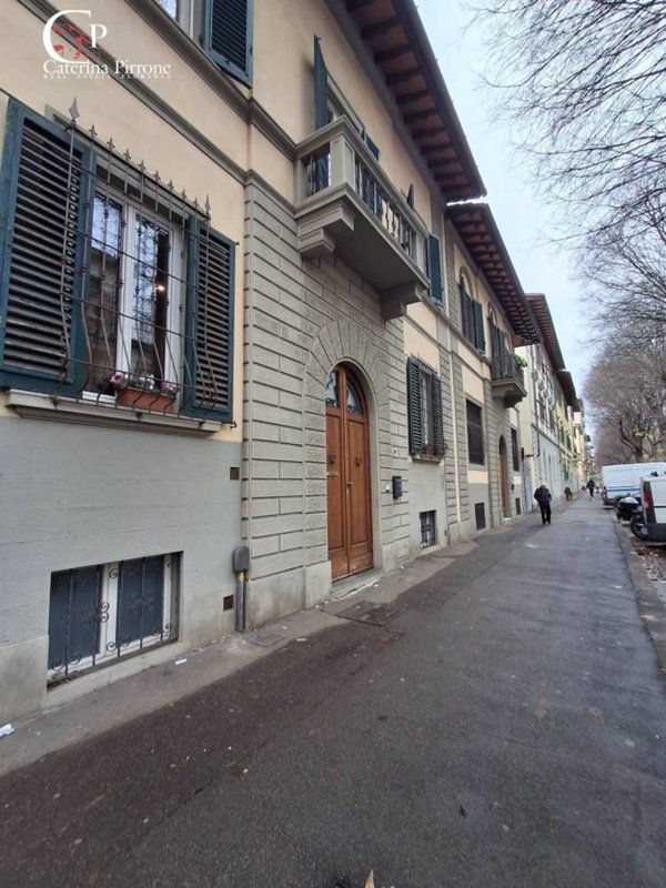 appartamento in vendita a Firenze in zona Campo di Marte