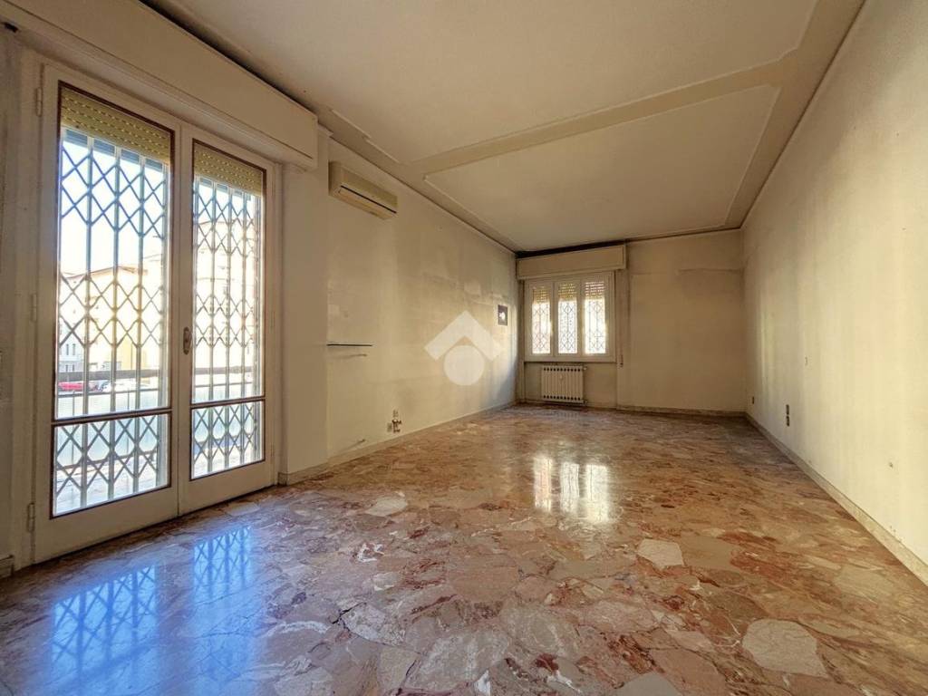 appartamento in vendita a Firenze in zona Coverciano