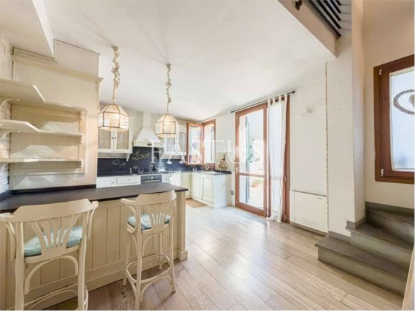 appartamento in vendita a Firenze in zona Campo di Marte