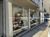 locale commerciale in vendita a Firenze in zona Bellariva