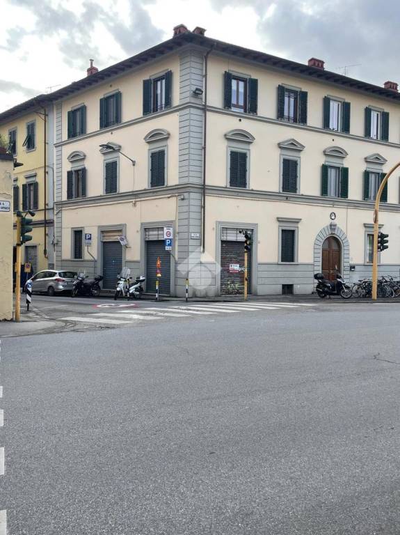 negozio in vendita a Firenze in zona Coverciano