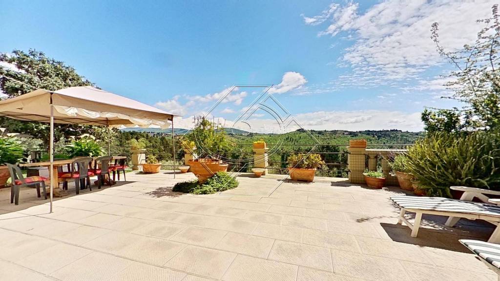 appartamento in vendita a Firenze in zona Serpiolle