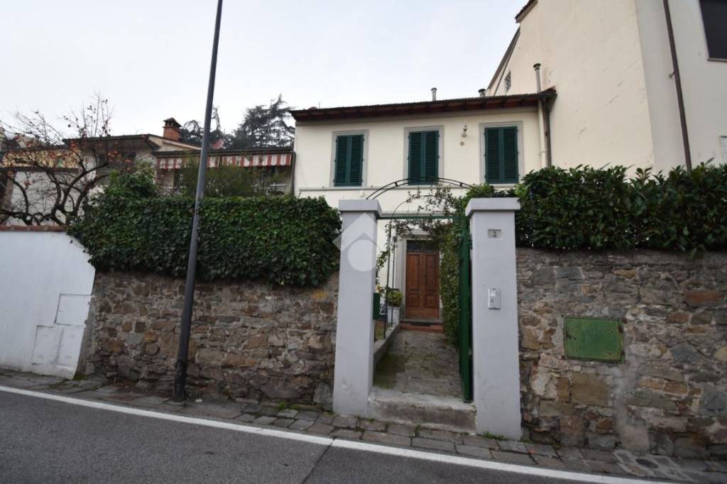 appartamento in vendita a Firenze