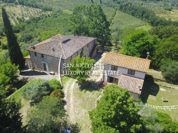 casale in vendita a Firenze in zona Galluzzo