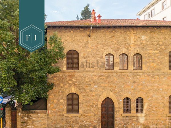 casa semindipendente in vendita a Firenze in zona Statuto