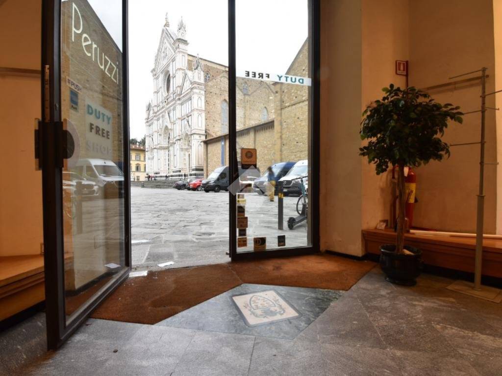 negozio in vendita a Firenze in zona Centro Santa Croce