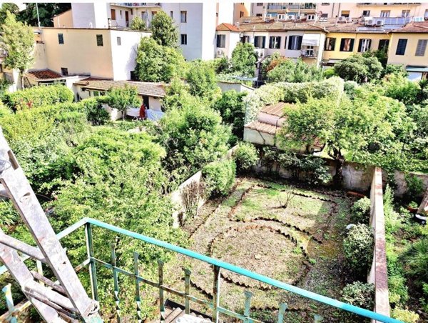appartamento in vendita a Firenze in zona Statuto