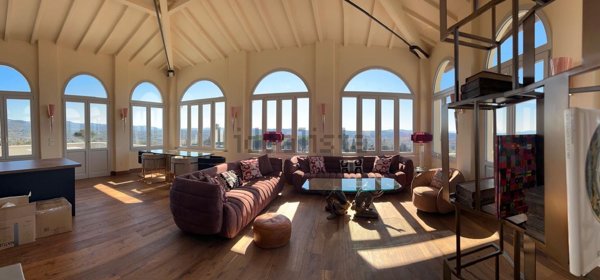 appartamento in vendita a Firenze in zona Settignano