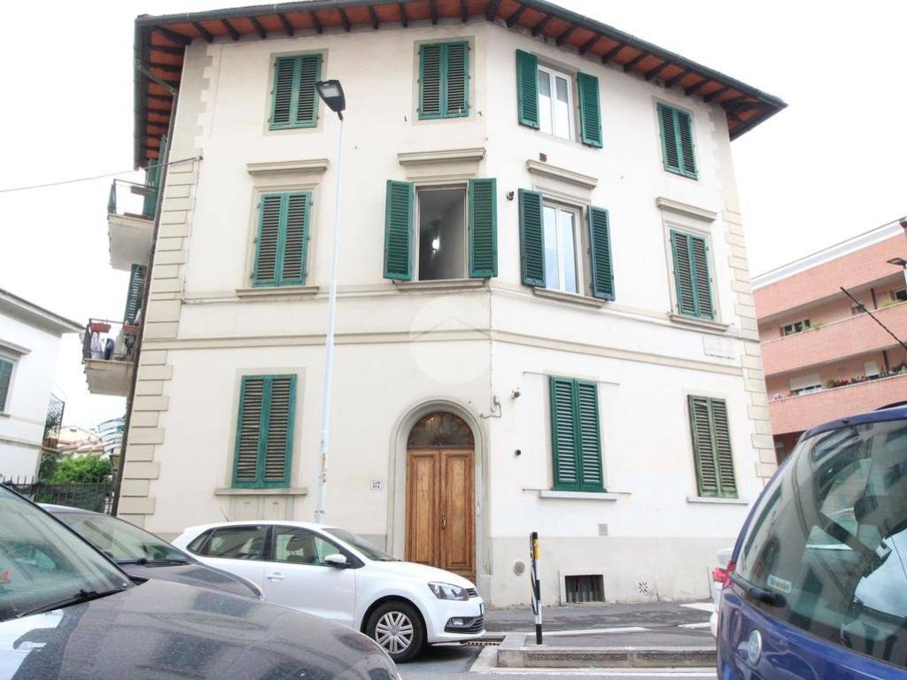 appartamento in vendita a Firenze in zona Coverciano