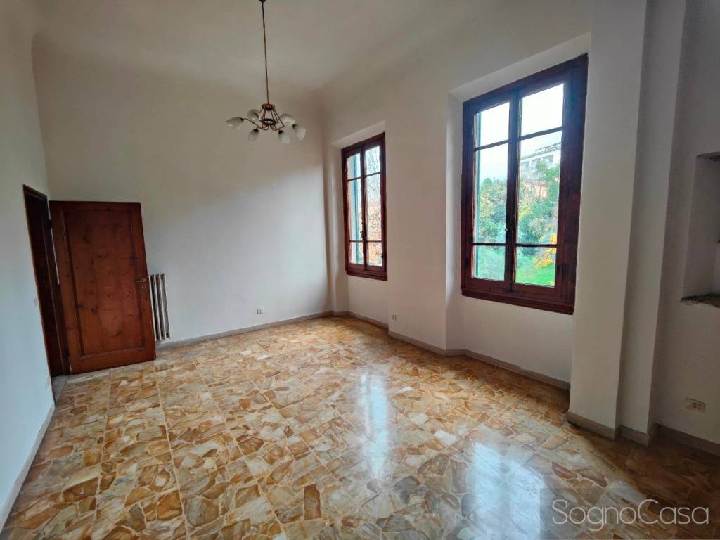 appartamento in vendita a Firenze in zona Campo di Marte