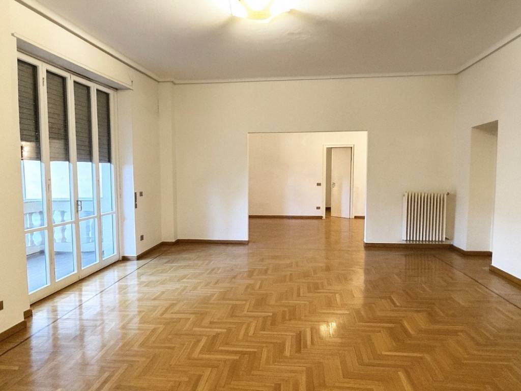 appartamento in vendita a Firenze in zona Campo di Marte