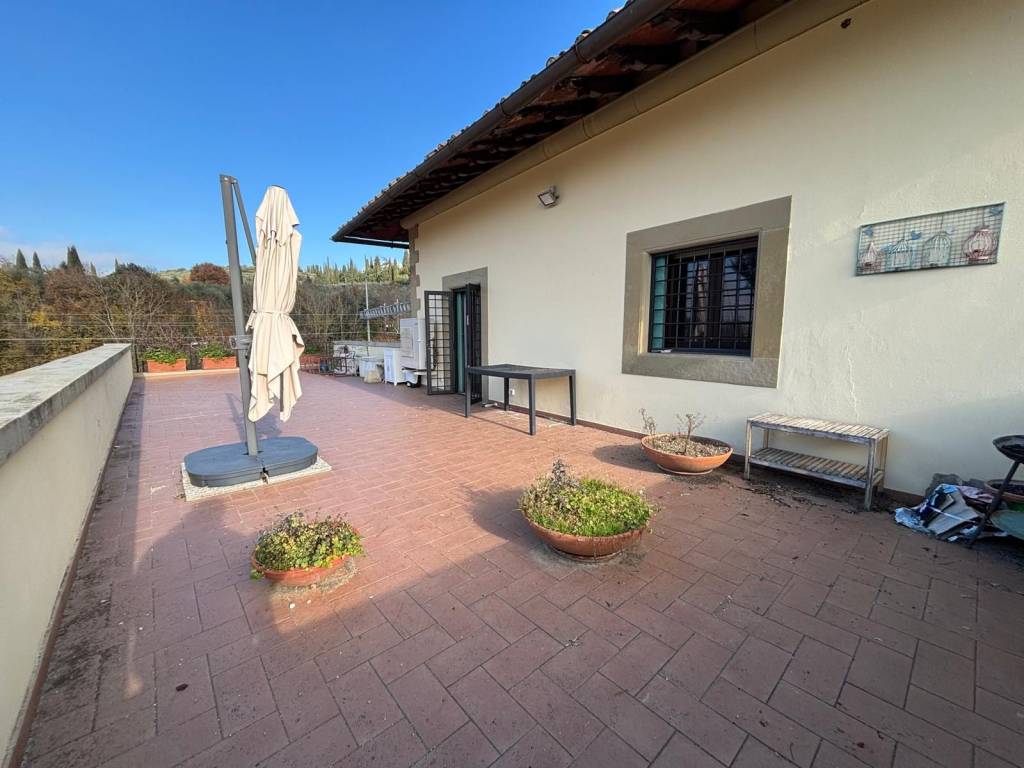 appartamento in vendita a Firenze in zona Rovezzano