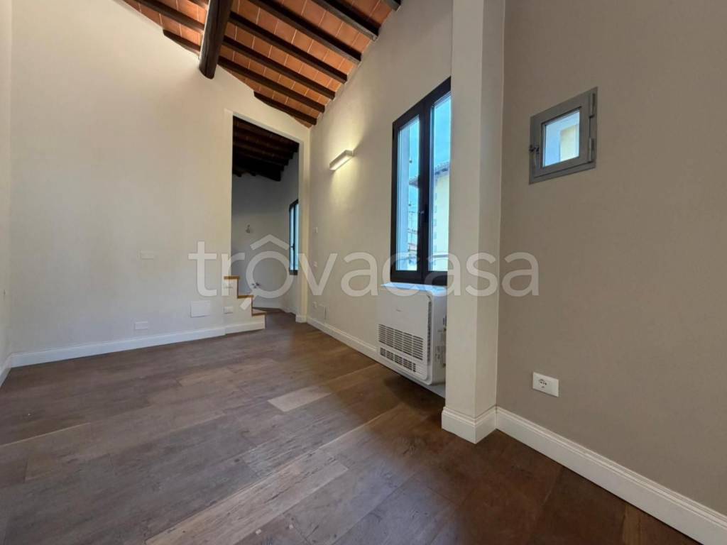 appartamento in vendita a Firenze in zona Centro San Lorenzo
