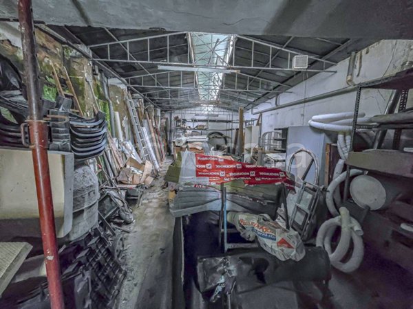 negozio in vendita a Firenze in zona Centro San Frediano