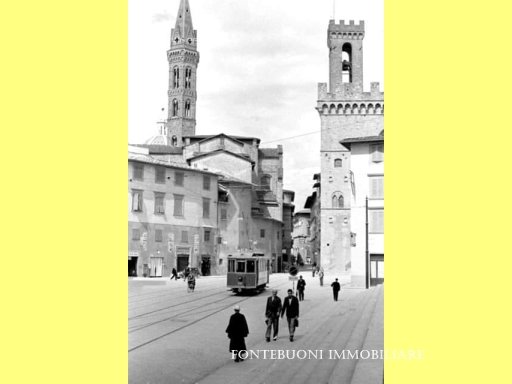 negozio in vendita a Firenze in zona Centro Santa Maria Novella