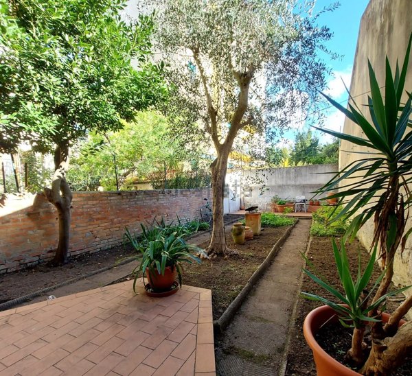 appartamento in vendita a Firenze in zona Le Cure