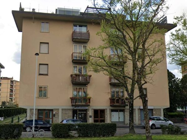 appartamento in vendita a Firenze in zona Isolotto