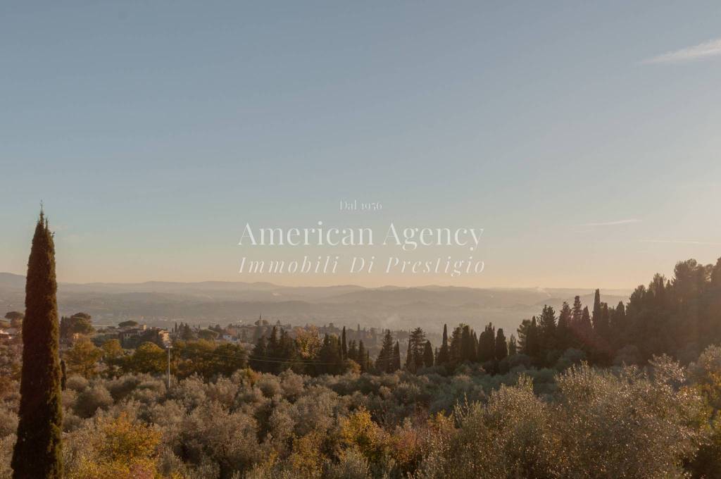 casa indipendente in vendita a Firenze in zona Settignano