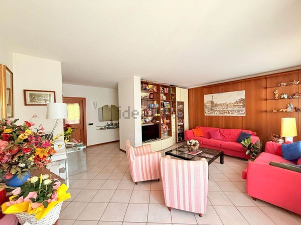 appartamento in vendita a Firenze in zona Pignone