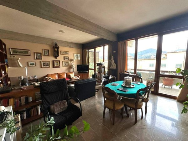appartamento in vendita a Firenze in zona Coverciano