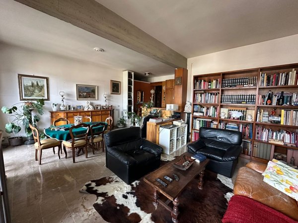 appartamento in vendita a Firenze in zona Coverciano