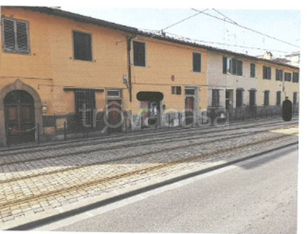 negozio in vendita a Firenze in zona Novoli