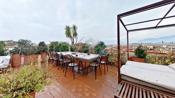 appartamento in vendita a Firenze in zona Statuto