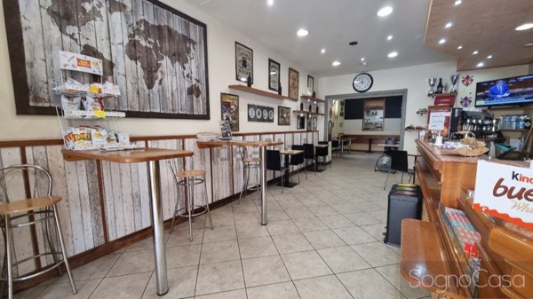 negozio in vendita a Firenze in zona Careggi