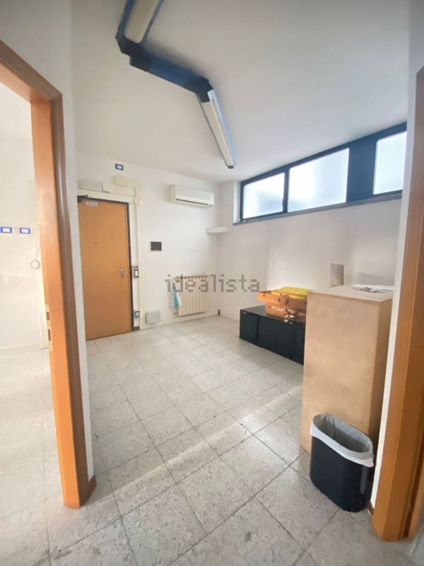 ufficio in vendita a Firenze in zona Gavinana