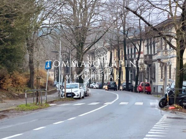 appartamento in vendita a Firenze in zona Campo di Marte