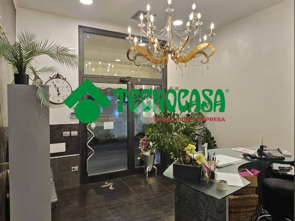 negozio in vendita a Firenze in zona Careggi