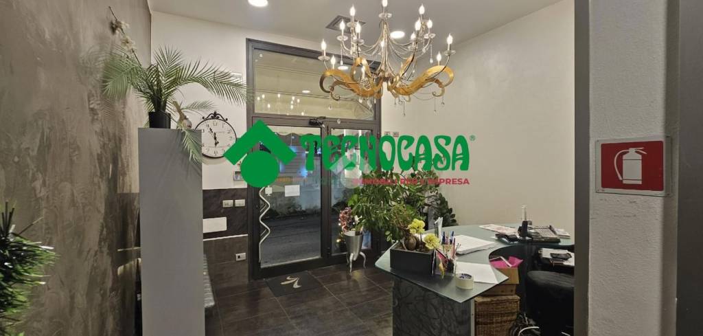 negozio in vendita a Firenze in zona Careggi