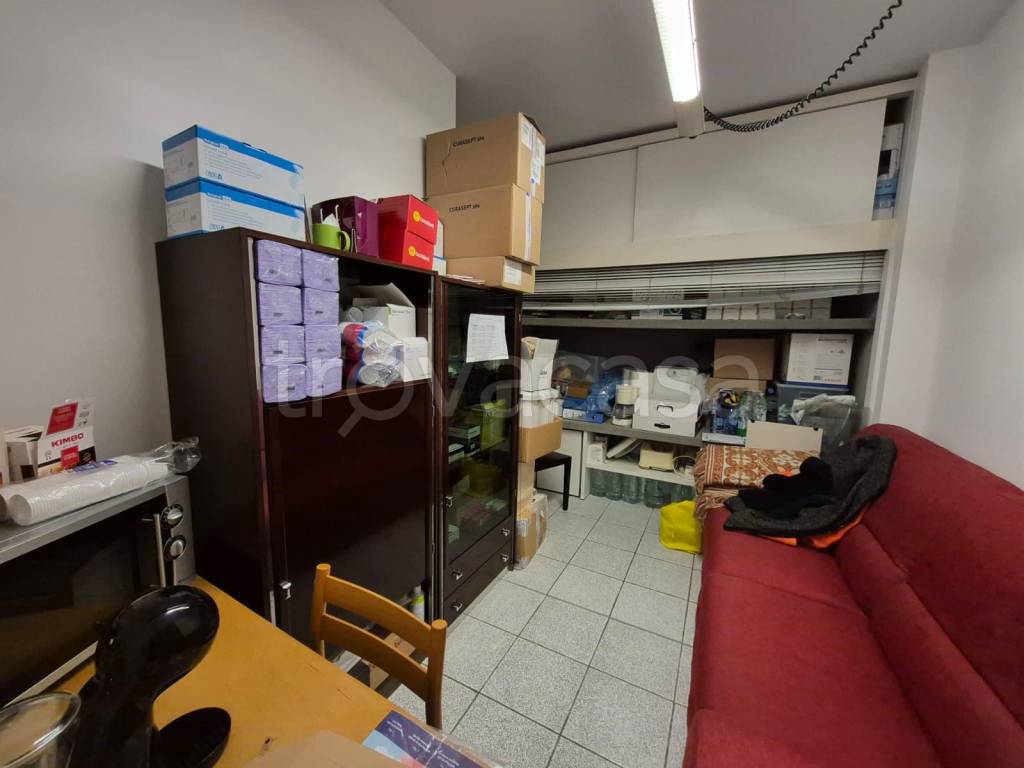 ufficio in vendita a Firenze in zona Gavinana