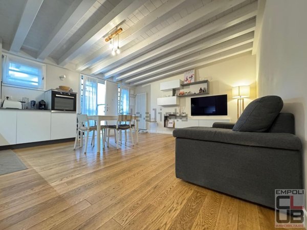 appartamento in vendita a Firenze in zona Centro Santa Maria Novella