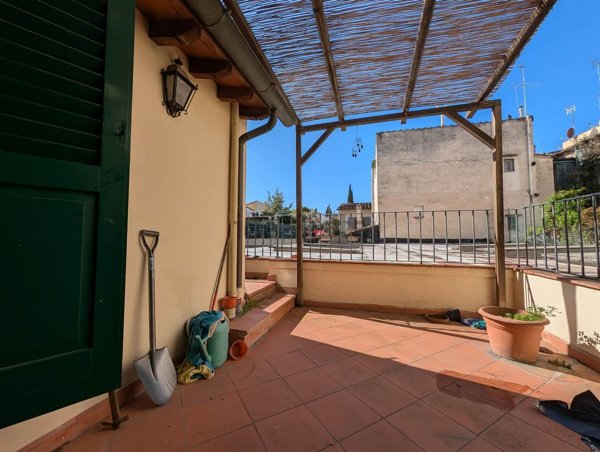 casa indipendente in vendita a Firenze in zona Centro San Frediano