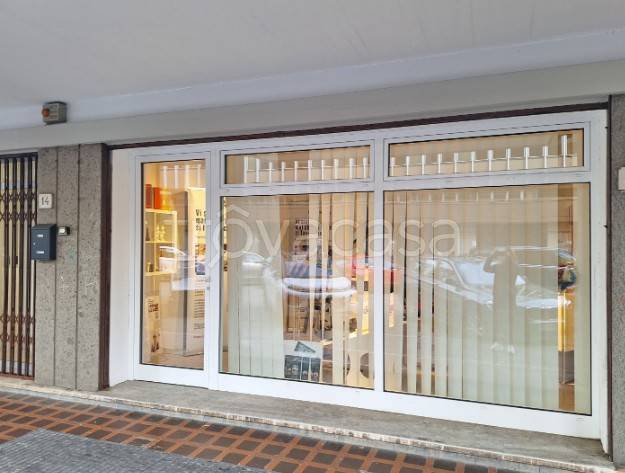 negozio in vendita a Firenze in zona Campo di Marte