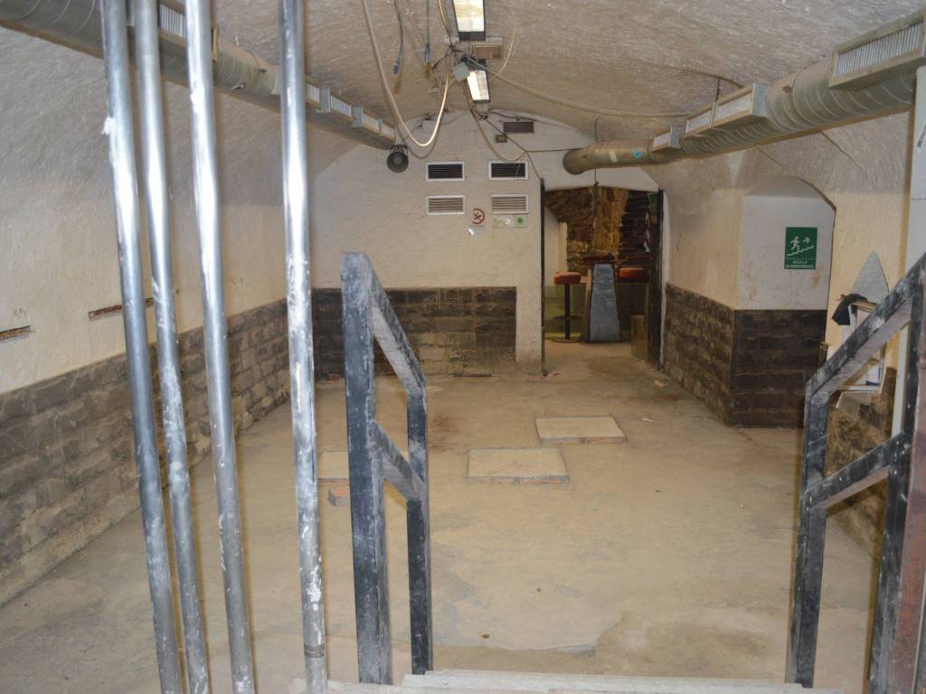 locale commerciale in vendita a Firenze