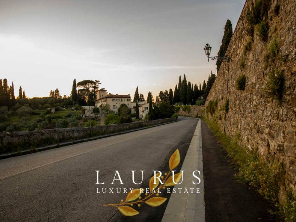 casa indipendente in vendita a Firenze in zona Pian dei Giullari