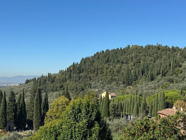casa indipendente in vendita a Firenze in zona Settignano