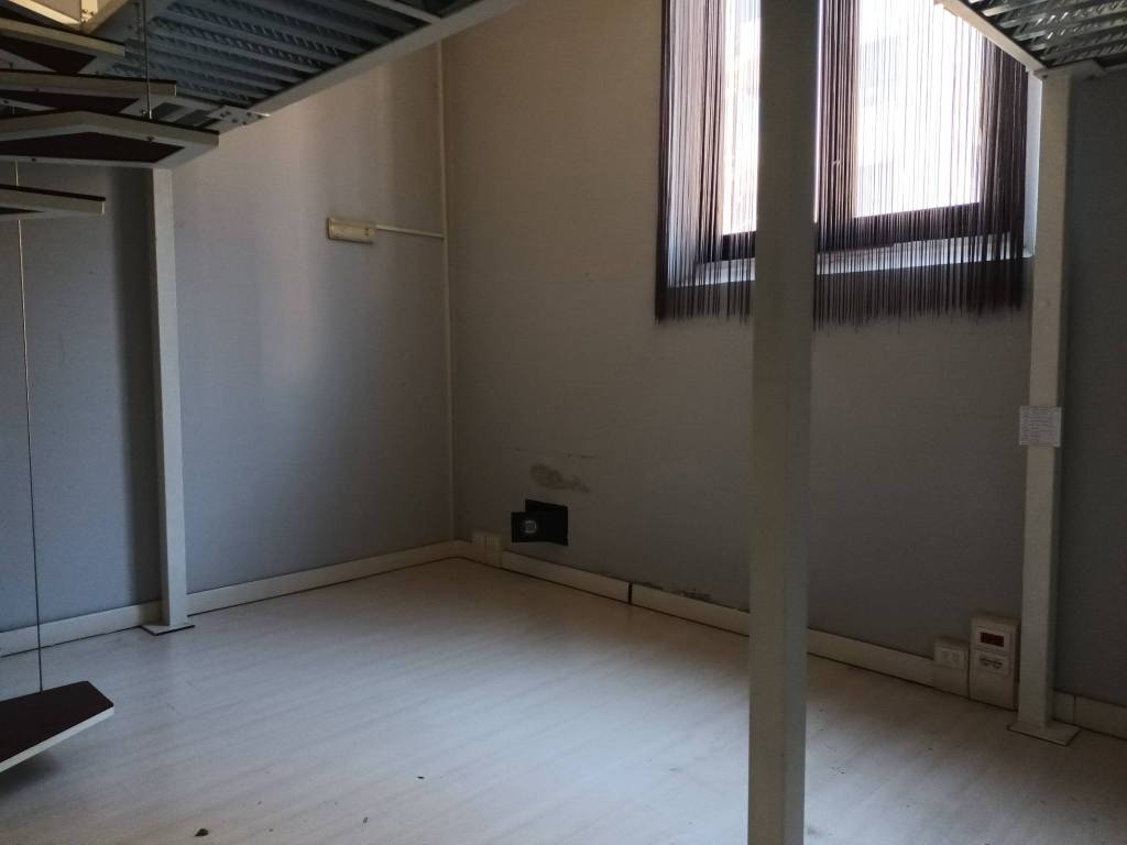 ufficio in vendita a Firenze in zona Campo di Marte