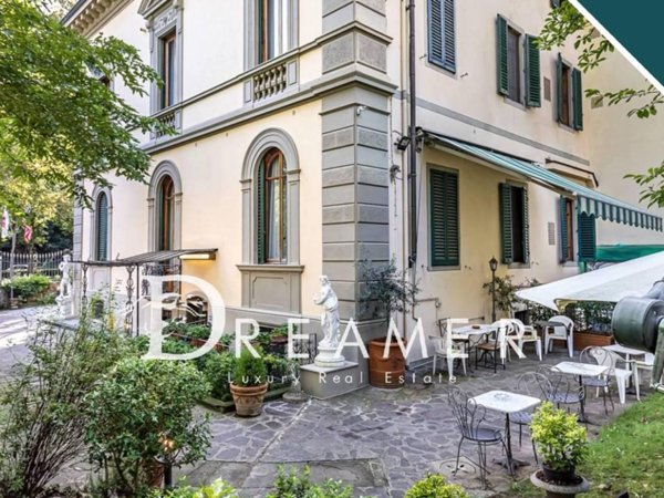 casa indipendente in vendita a Firenze in zona Porta Romana