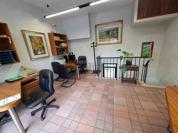 ufficio in vendita a Firenze in zona Campo di Marte