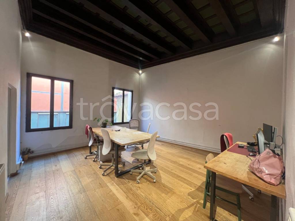 ufficio in vendita a Firenze in zona Centro Duomo