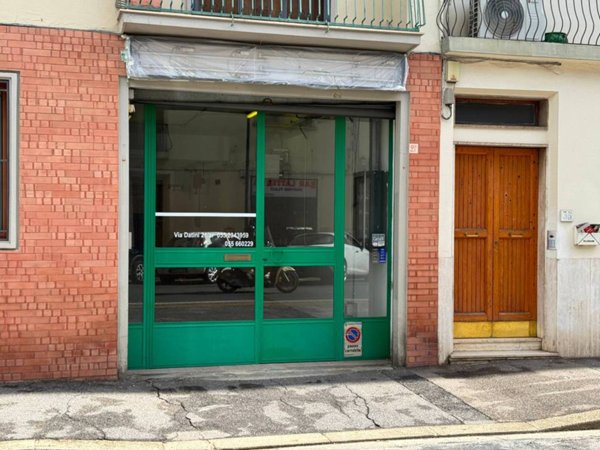 negozio in vendita a Firenze in zona Gavinana