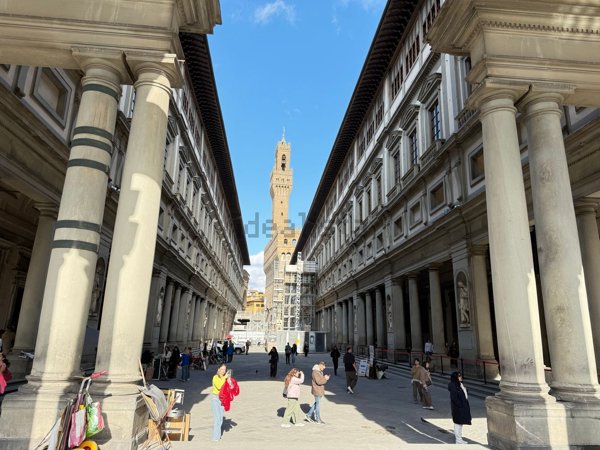 appartamento in vendita a Firenze in zona Centro Santa Maria Novella