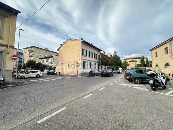 appartamento in vendita a Firenze in zona Soffiano