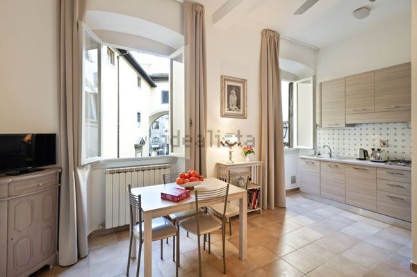 appartamento in vendita a Firenze in zona Centro San Niccolò