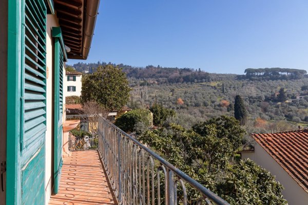 appartamento in vendita a Firenze in zona Settignano