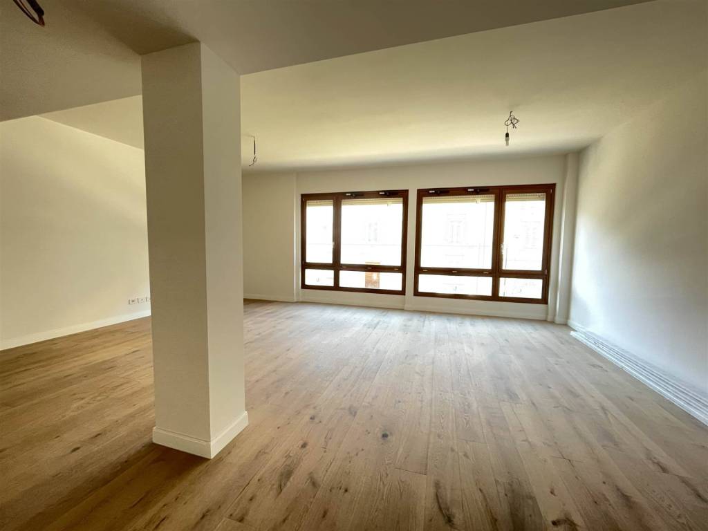 appartamento in vendita a Firenze in zona Centro Santa Maria Novella